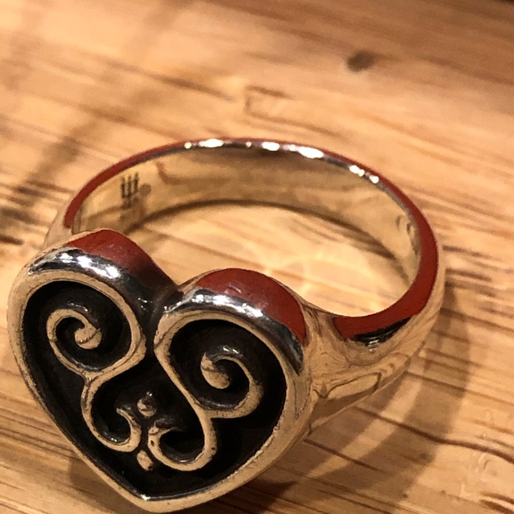 James Avery Retired french heart ring 6 1/2